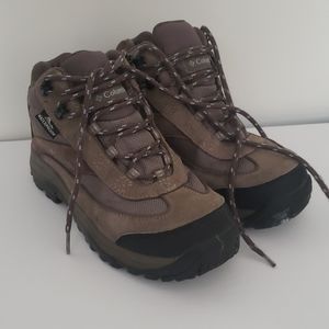 Great support Columbia hiking boots